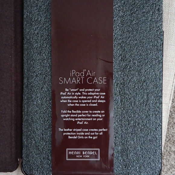 Henri Bendel ipad Case NWT - Picture 4 of 4